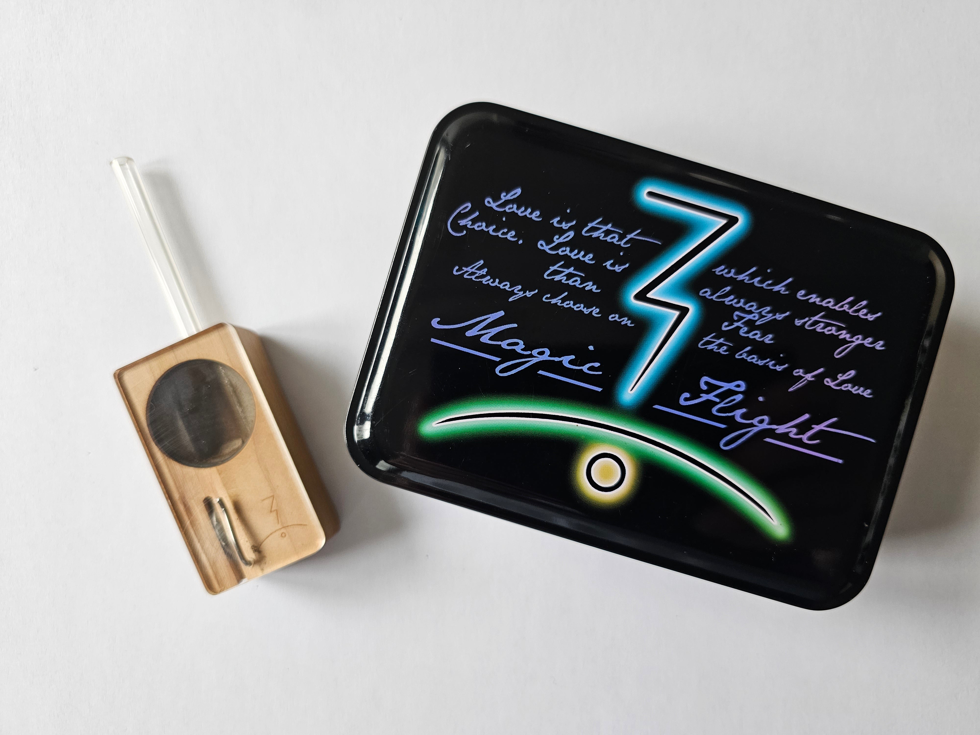 Magic Flight Launch Box Vaporizer "Refurbished"