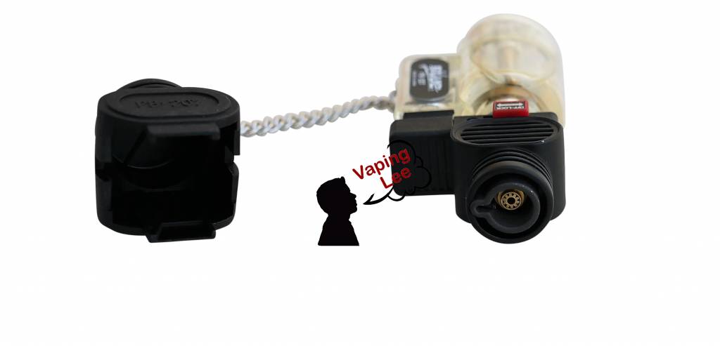 Blazer Feuerzeug von geöffnet von vorne